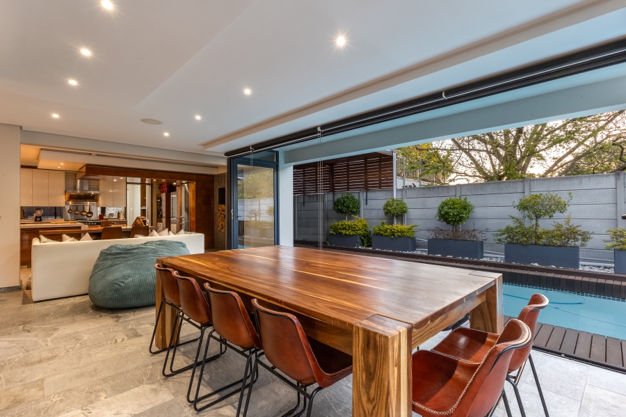 6 Bedroom Property for Sale in Mostertsdrift Western Cape